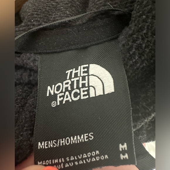 Northface Men’s black fleece half zip up sweatshirt medium in great condition - Picture 2 of 2